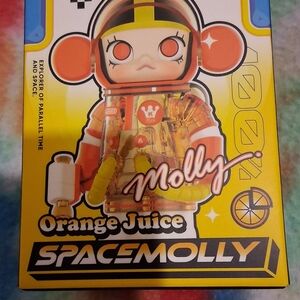 Spacemolly "Orange Juice" Molly Collectible Figure - Orange